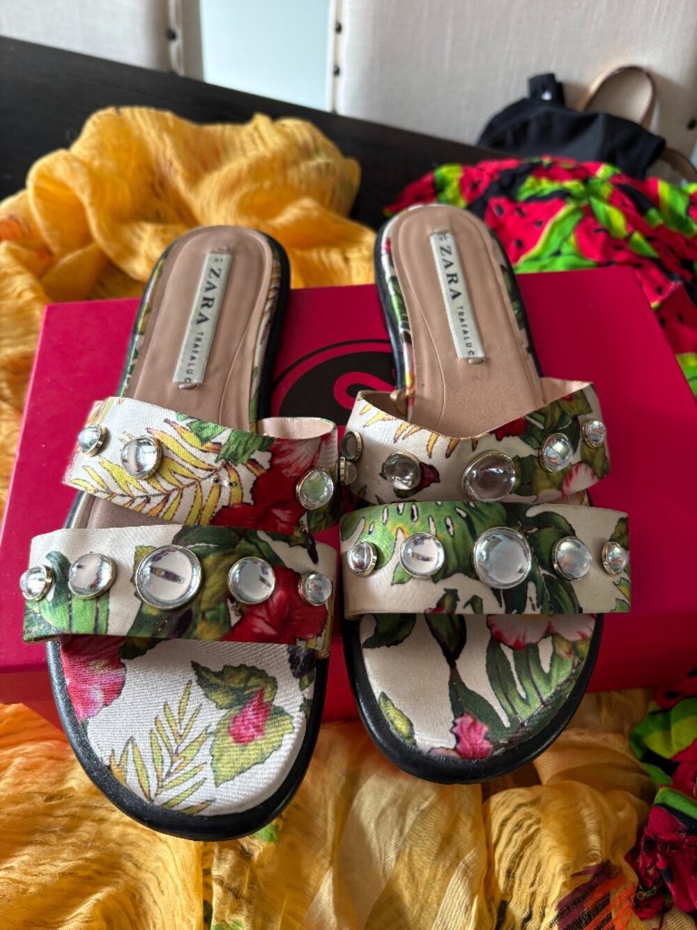 Slide sandals